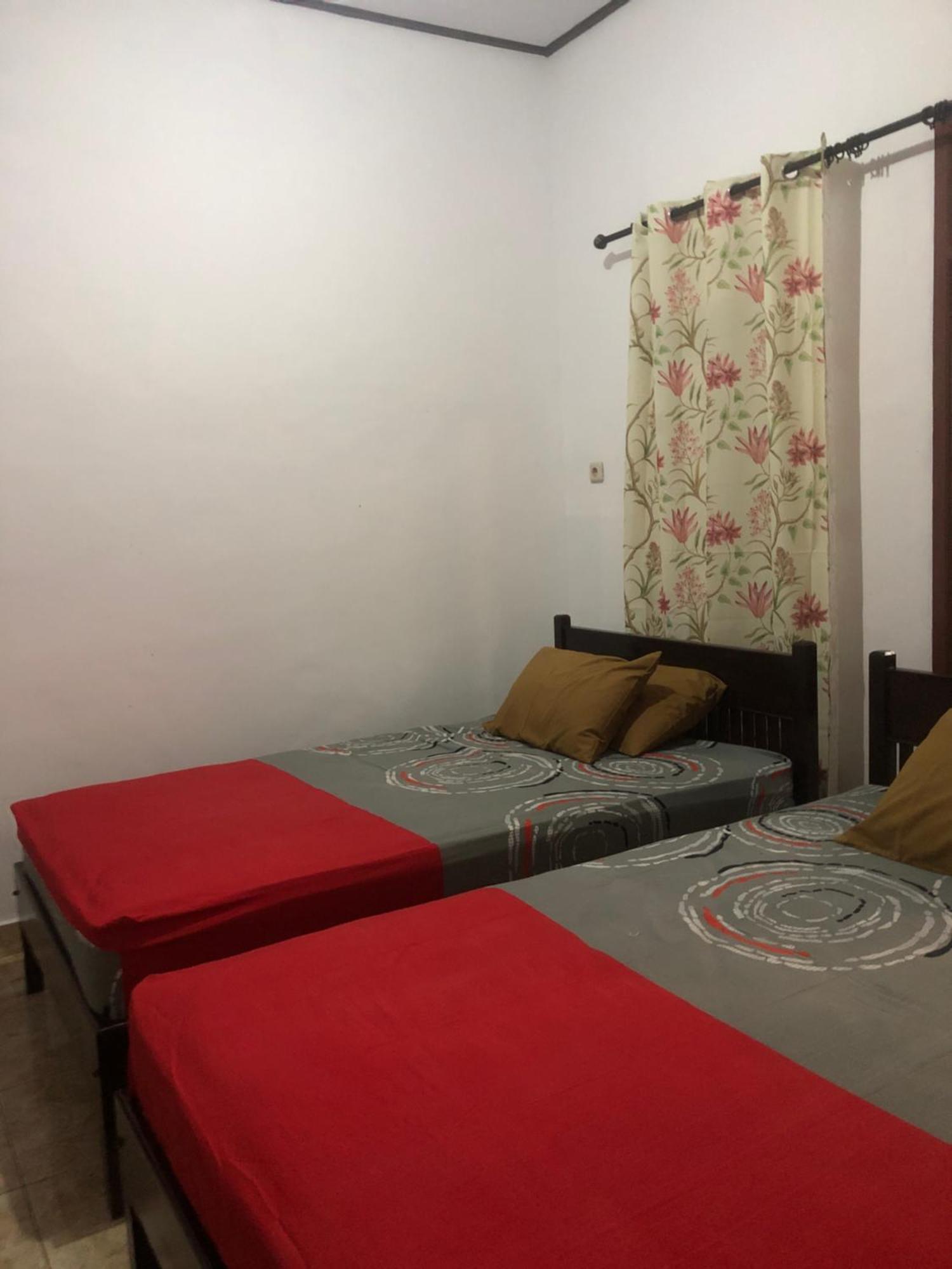 Pili Pili Homestay 6 Legian Exteriér fotografie